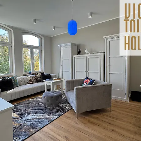 Vios Townhouse Vios Am Park Apartmán *